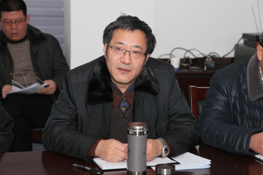 教务处处长许彦政发言