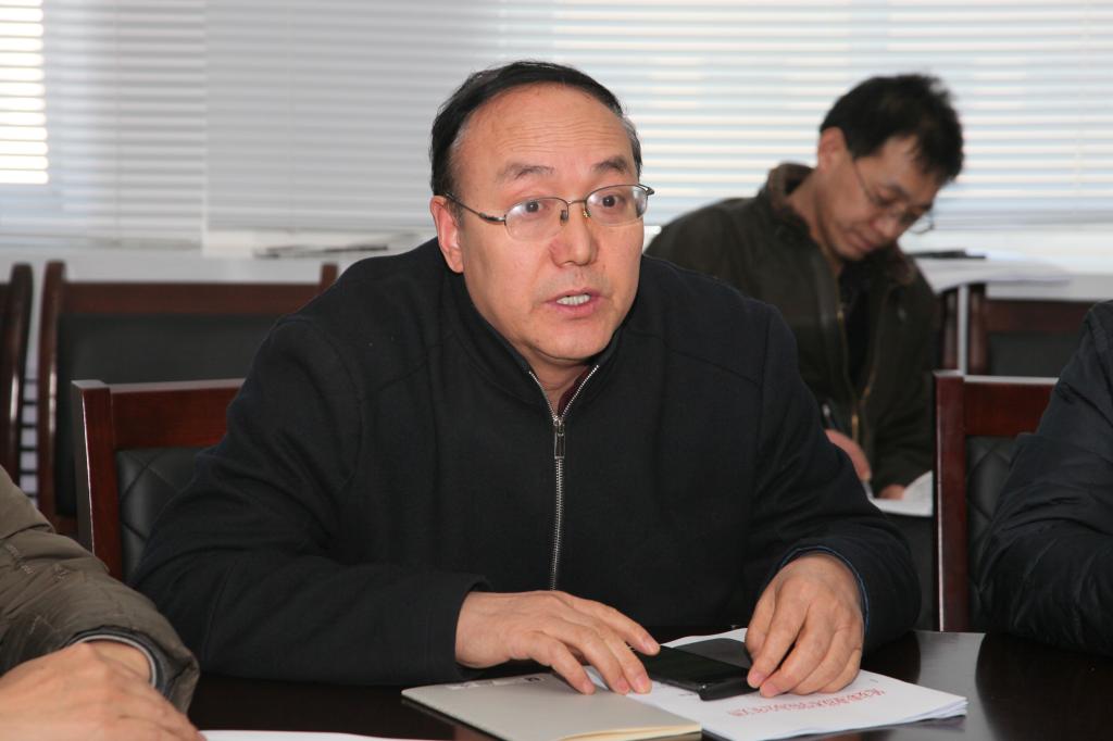 师范教育系主任王玉彪发言