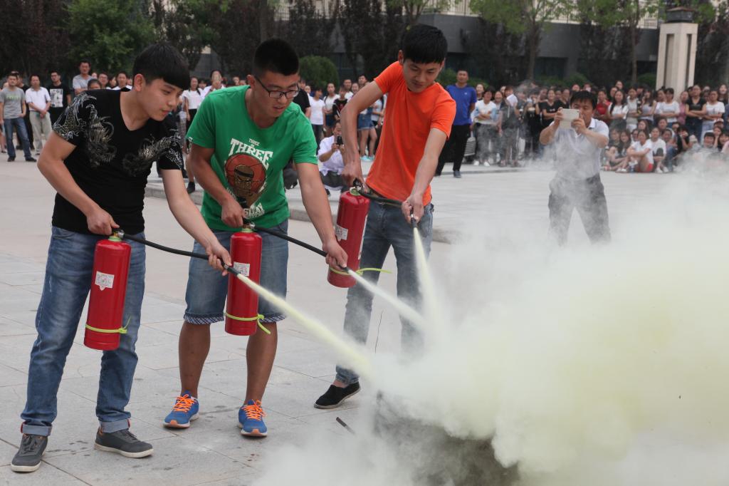 灭火训练